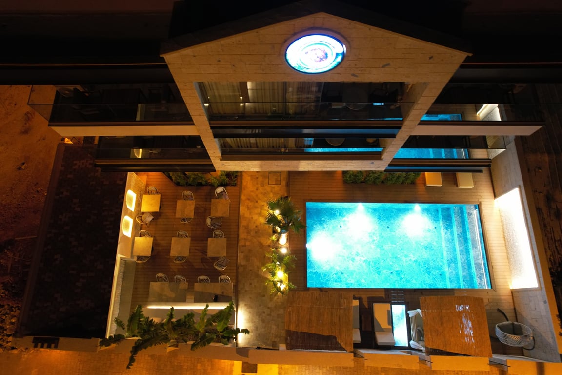 Ayayorgi̇ Homes & Hotels