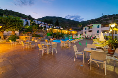 La Finca Hotel | حجز الفنادق بأفضل الأسعار والعروض - سندباد لکل رحلاتک