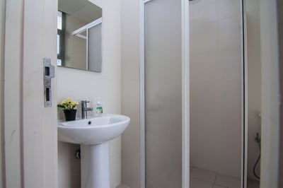 Idaman Residence Klcc (no Front Desk Need To Contact Property 5 Days In Advance)