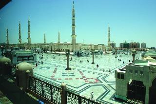 Anwar Al Madinah Movenpick Hotel