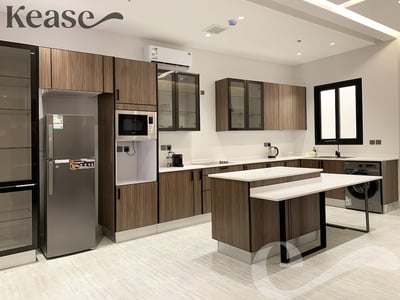 Kease Arid A 13 Luxury Gold Ag21(no Front Desk Please Contact The Property 5 Days In Advance)