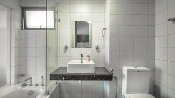Pj8 Service Suites At Petaling Jaya (no Front Desk Please Contact The Property 5 Days Before Arrival)