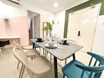Kl Gateway Premium Residences By Moka