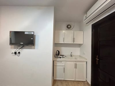 Aram Hotel
