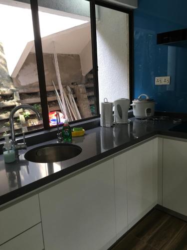 The Garden Apartment At Bangsar (no Front Desk Need To Contact Property 5 Days In Advance)