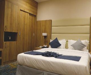 Sunday Luxury Central Formerly Anan Hotel