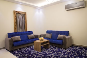 Gold Hotel