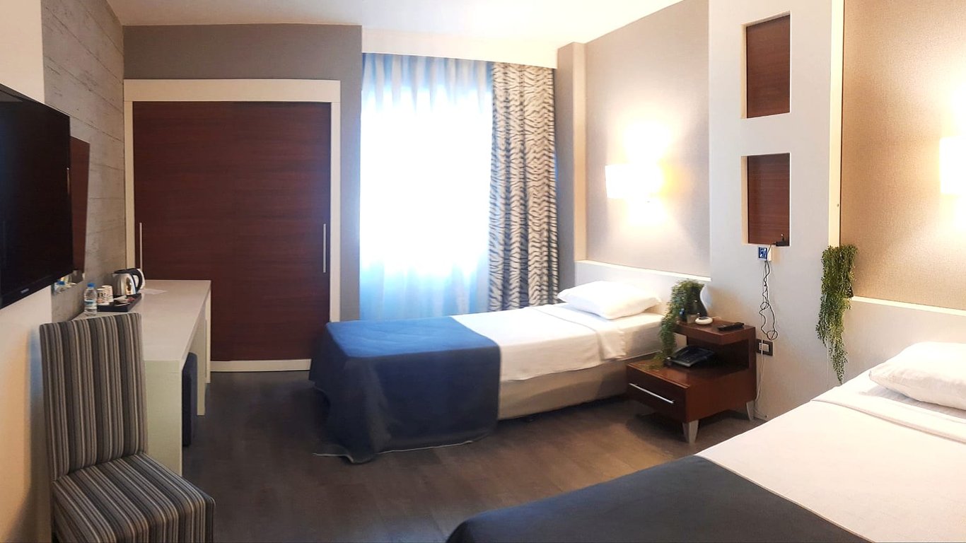 Dedepark Hotel