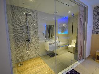 East Sun Hotel(94km Away From Kuala Lumpur)