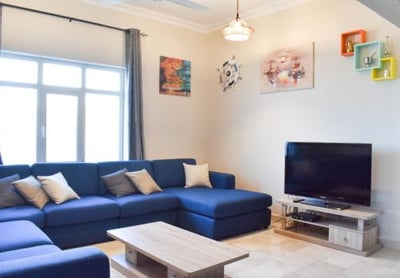 Muscat Villa (no Front Desk Please Contact The Property In Advance)