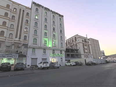 Oyo 117 Majestic Hotel