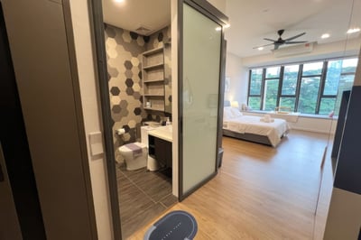 Jalan Ceylonz Suites Kl(no Front Desk Contact The 5 Days In Advance)