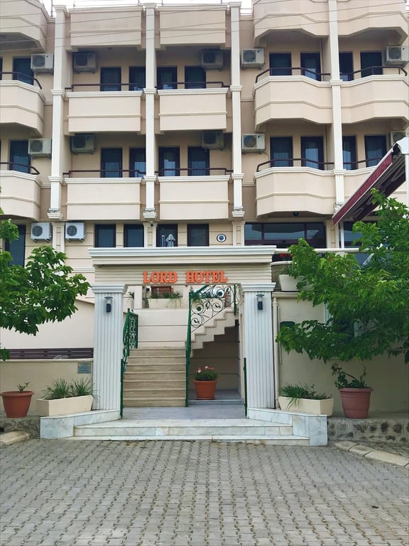 Lord Hotel