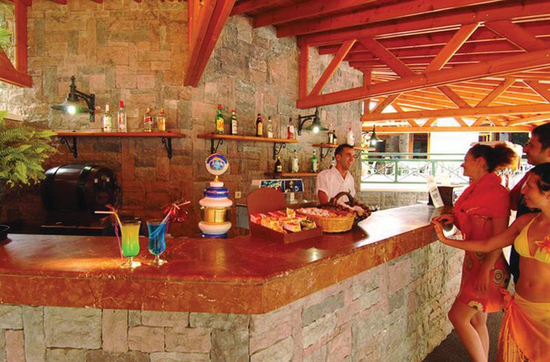 Akka Claros Hotel (50km Away From Antalya)