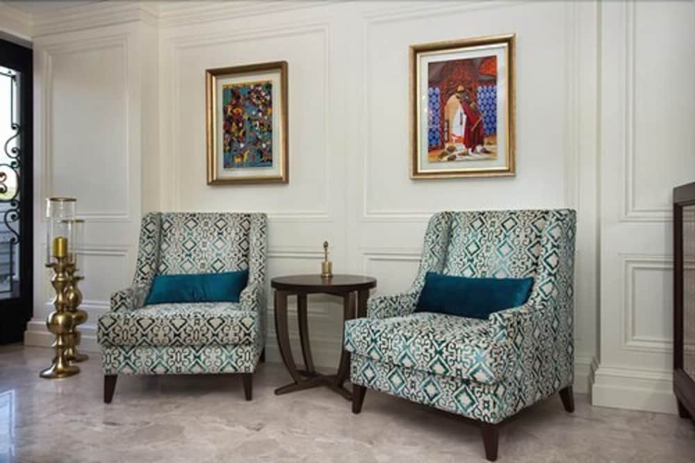 Istanbul Town Hotel
