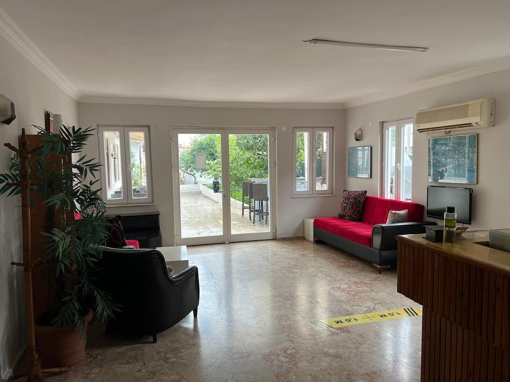 Belcan Hotel (31km Away From Antalya)