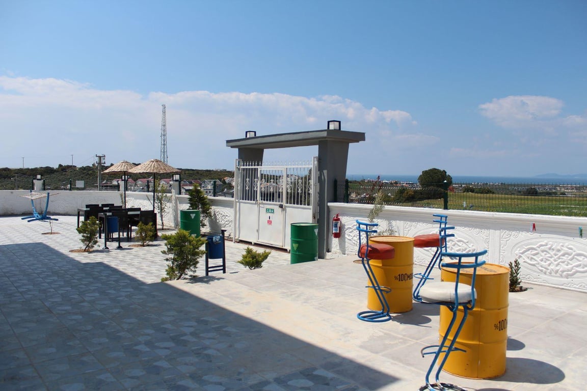 Mavi Restaurant & Apartments 3