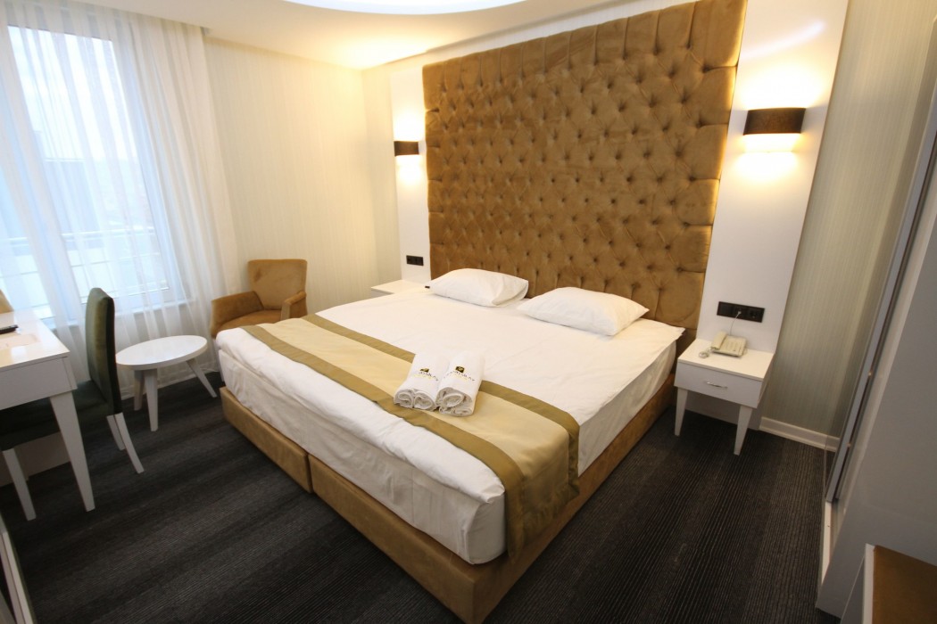 Grand Silay Hotel