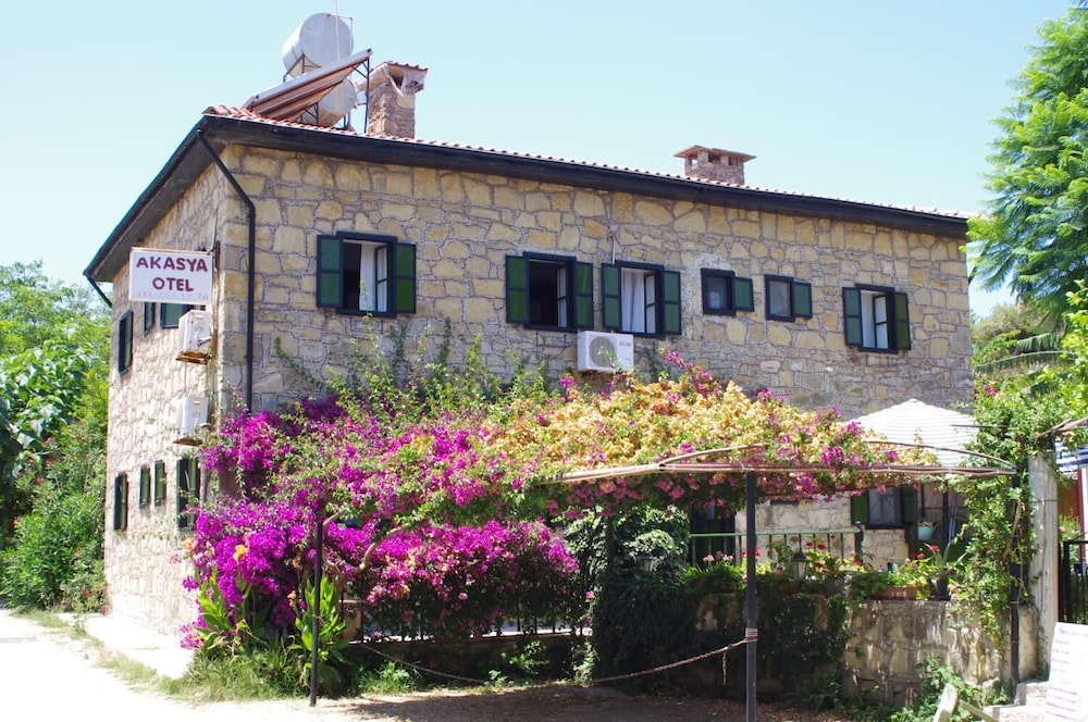 Akasya Hotel (74km Away From Antalya)
