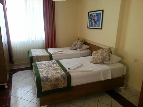 Elit Apart Otel (123km Away From Antalya)