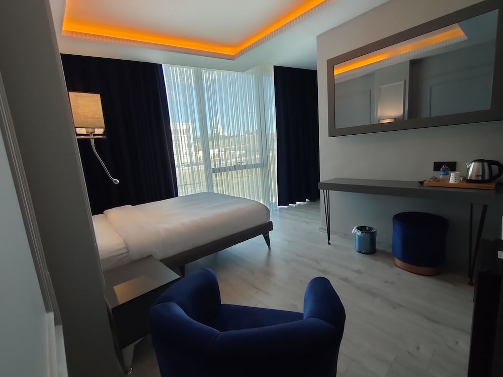 Loft Airport Hotel (37 Km Away From Istanbul)