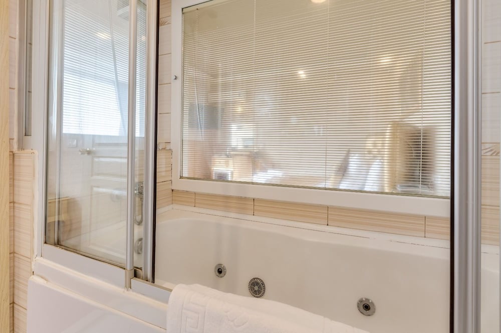 Twins Boutique Hotel