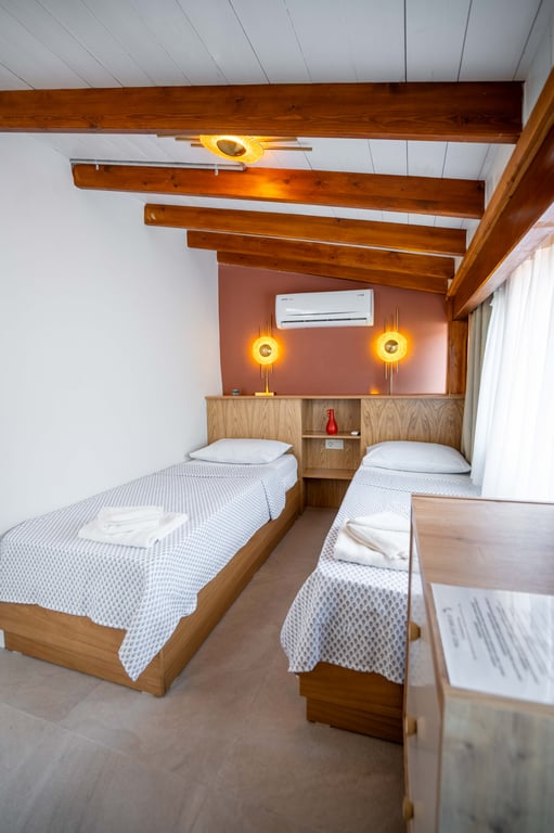 Derya Guest House
