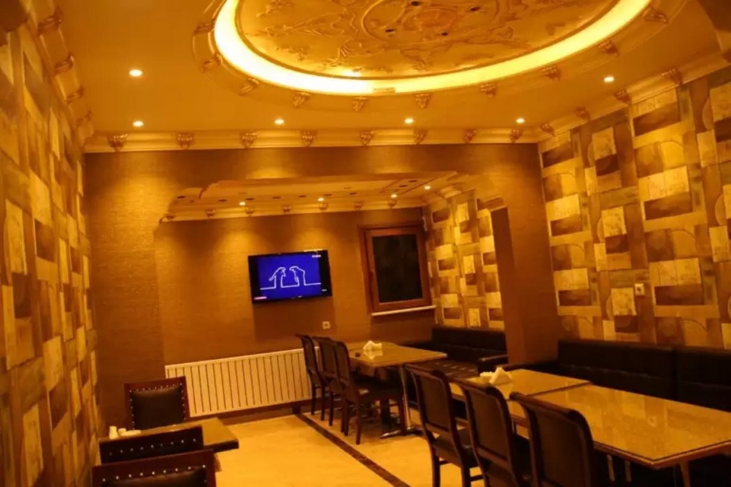 Real Life Hotel