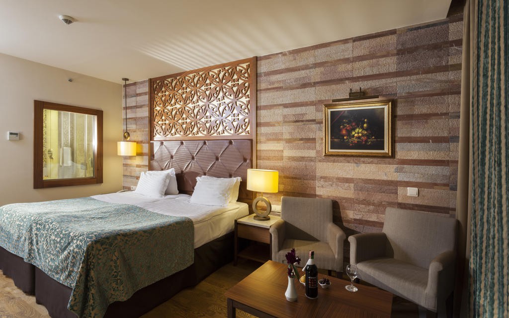Melas Lara Hotel All Inclusive (20km Away From Antalya)
