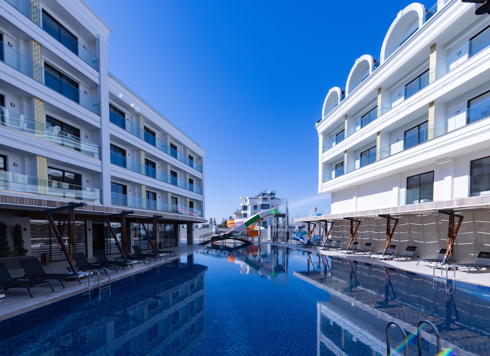 Belenli Resort Hotel All Inclusive (does Not Accept Men Only)