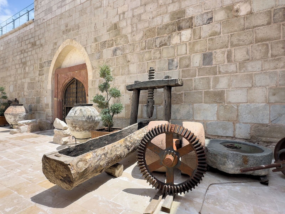 Obruk Kervansaray Museum Hotel(75Km Away From Konya)