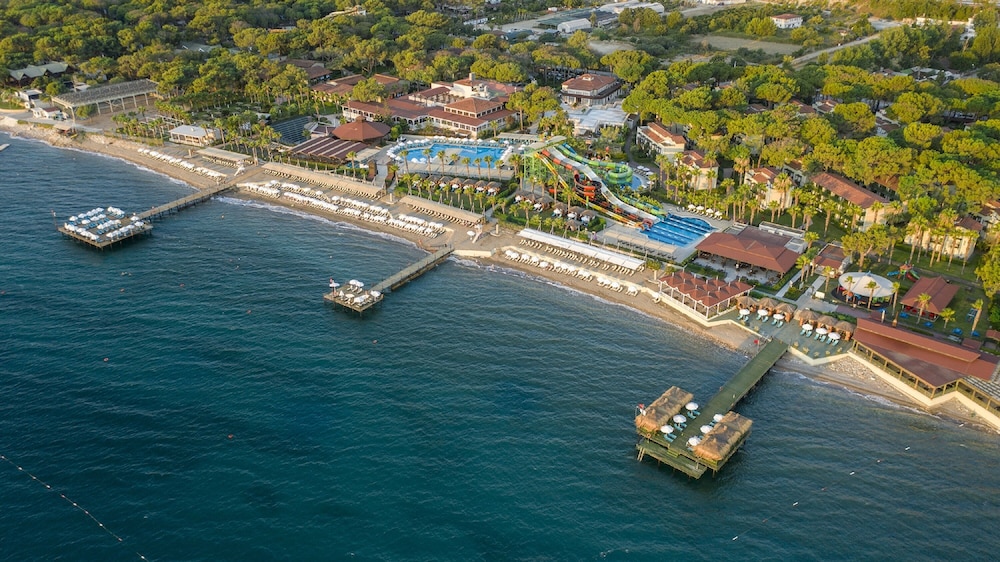 Crystal Flora Pearl Collection(also Known As Crystal Flora Beach Resort)(29km Away From Antalya)(does Not Accept Men Only Bookin