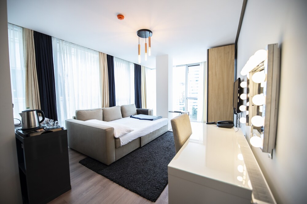 We Residence