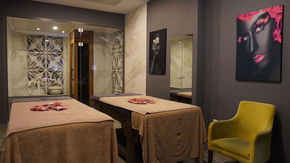King City Hotel Istanbul Ataturk Airport(also Known As King City Hotel Spa(21km Away From Istanbul)