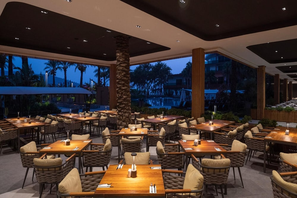 Vogue Hotel Supreme Bodrum(also Known As Vogue Hotel Bodrum)(they Dont Accept men only)