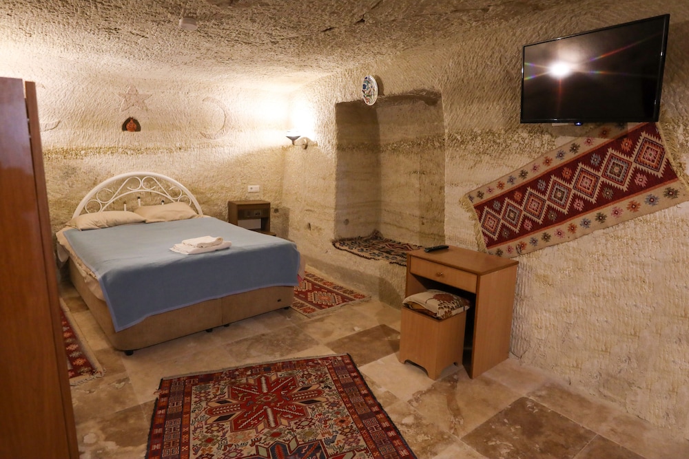 Peri Cave Hotel(formerly Known As Cave Seasons Deluxe Hotel)