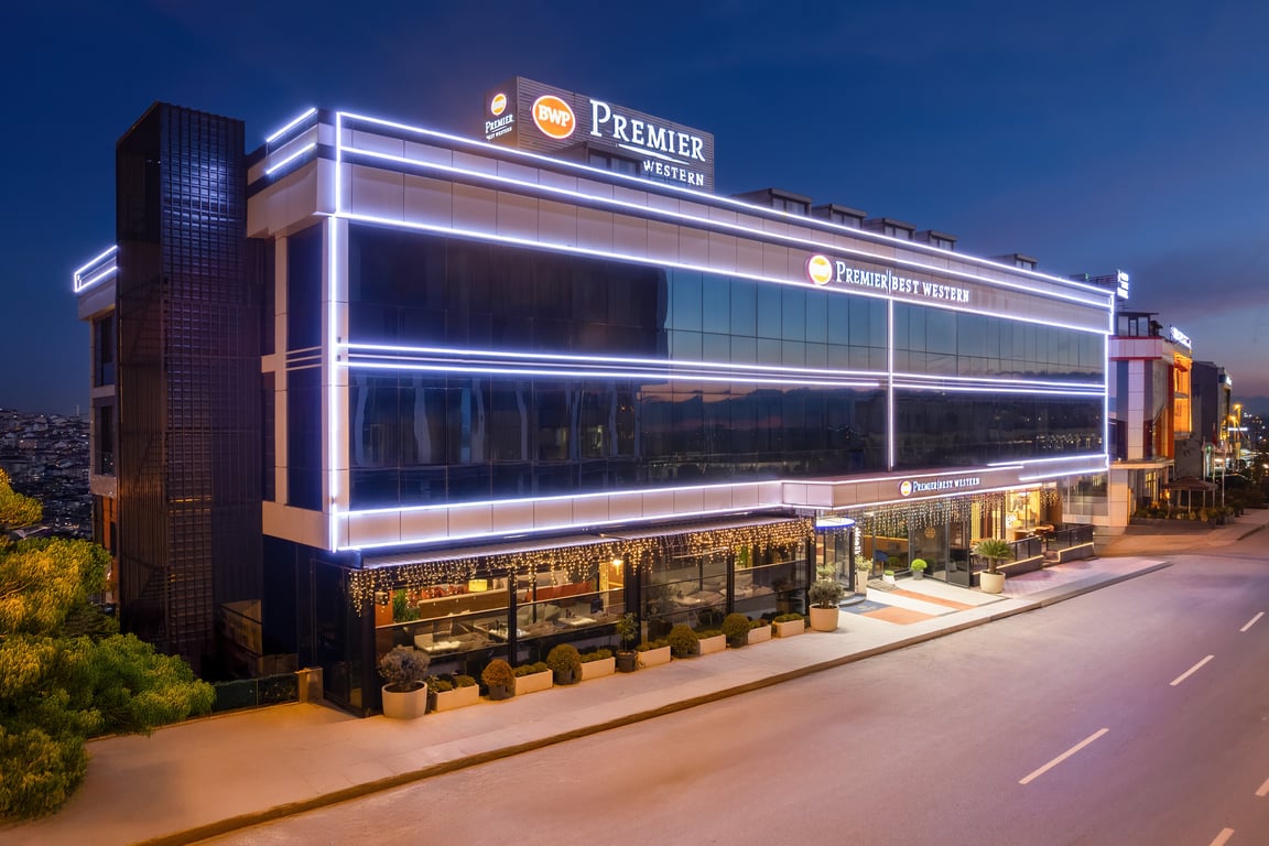 Best Western Premier Hidden Hills Hotel