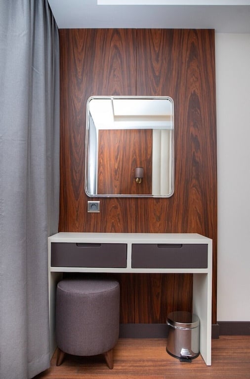 Shining Star Hotel