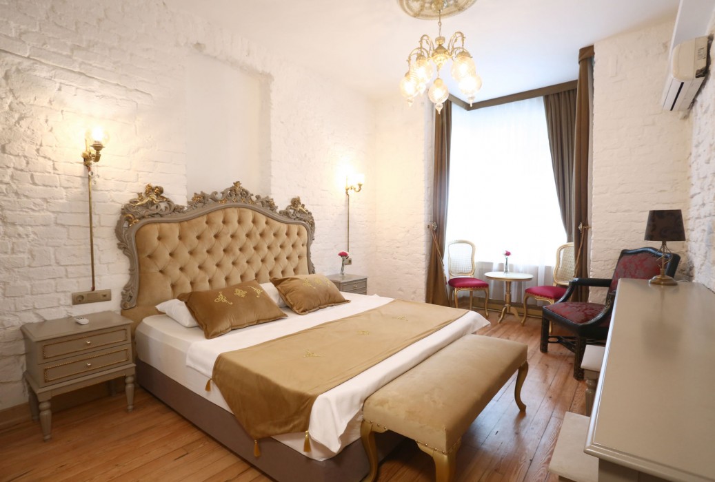 Tepe Palace Hotel Taksim(also Known As Hutsuite Hotel/taksim Green Star)