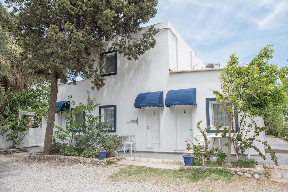 Madda Hotel(also Known As Palmiye Beach And Rest)(21km Away From Bodrum)