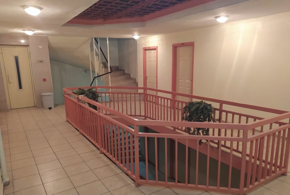 Elif Hotel