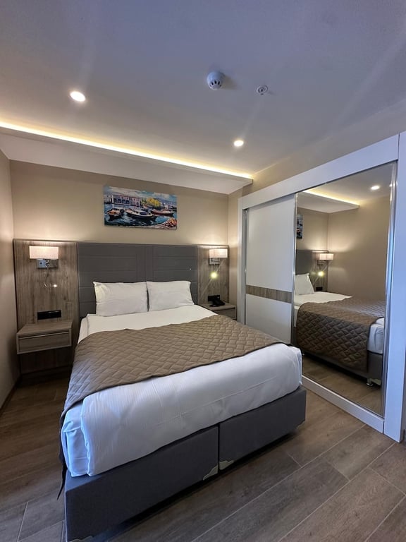Parla Park Otel