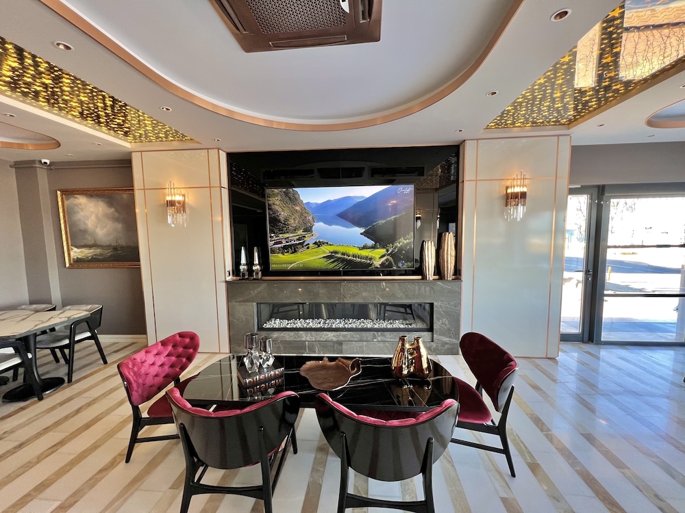Mq Hotel Suites (60Km Away From Istanbul Center)
