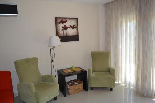 Golf Garden Villas (40 Km Away From Antalya)
