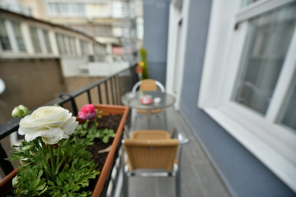 Andi Hotel