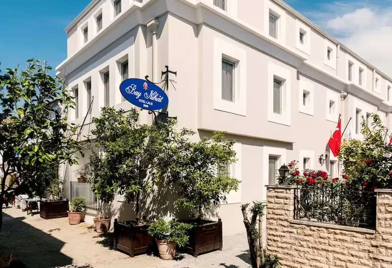 Bay Nihat Lale Otel