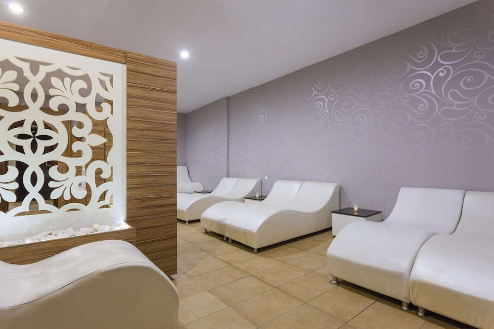 Turan Prince Hotel All Inclusive (Also Known As Sentidoturan Prince Hotel)