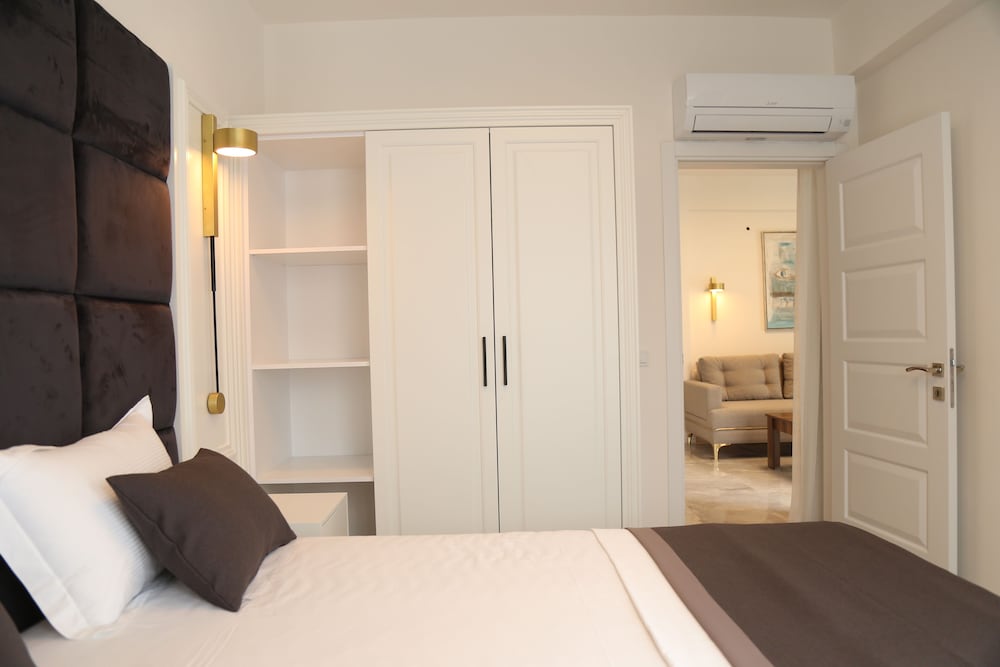 In Suit Luxury Hotel (44km Away From Antalya)