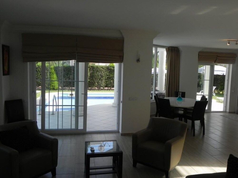 Tolerance Villa