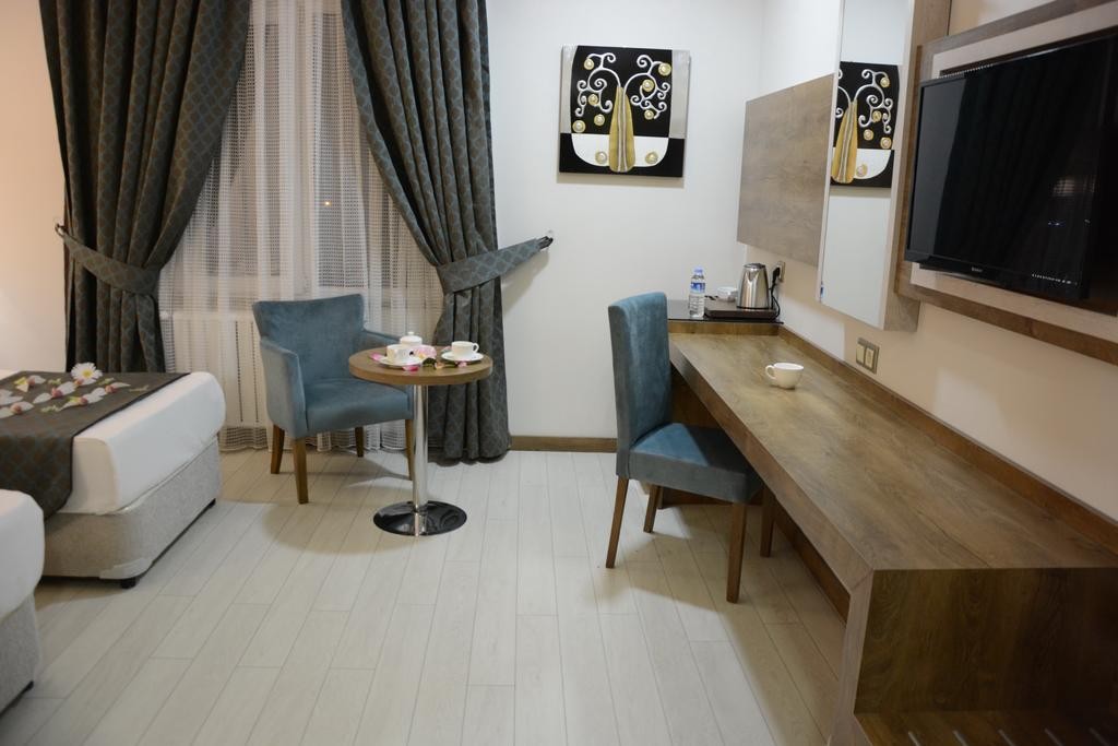 White Star Hotel